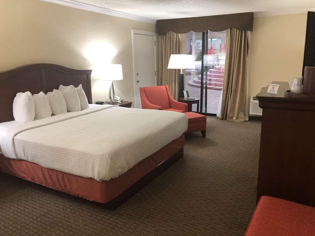 Best Western Plus Μπέρλινγκτον Ανέσεις φωτογραφία